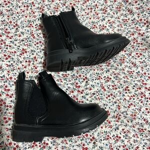 Open Edit toddler boots, black, size 5, EUC